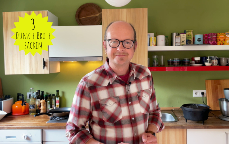 Backkurs: 3 dunkle Brote backen